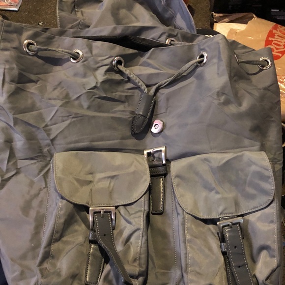 Prada bag - Picture 11 of 16